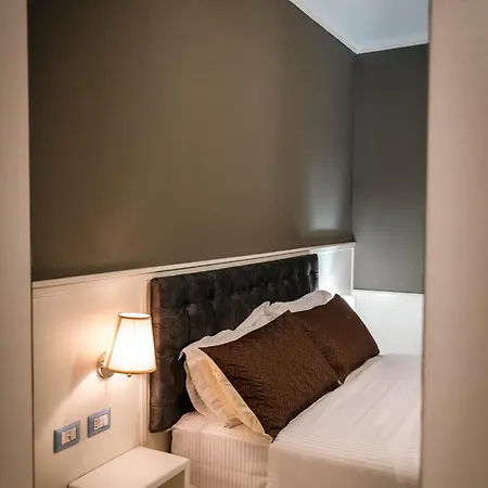 호텔 Aria 티라나