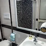 Aria Hotel 3*